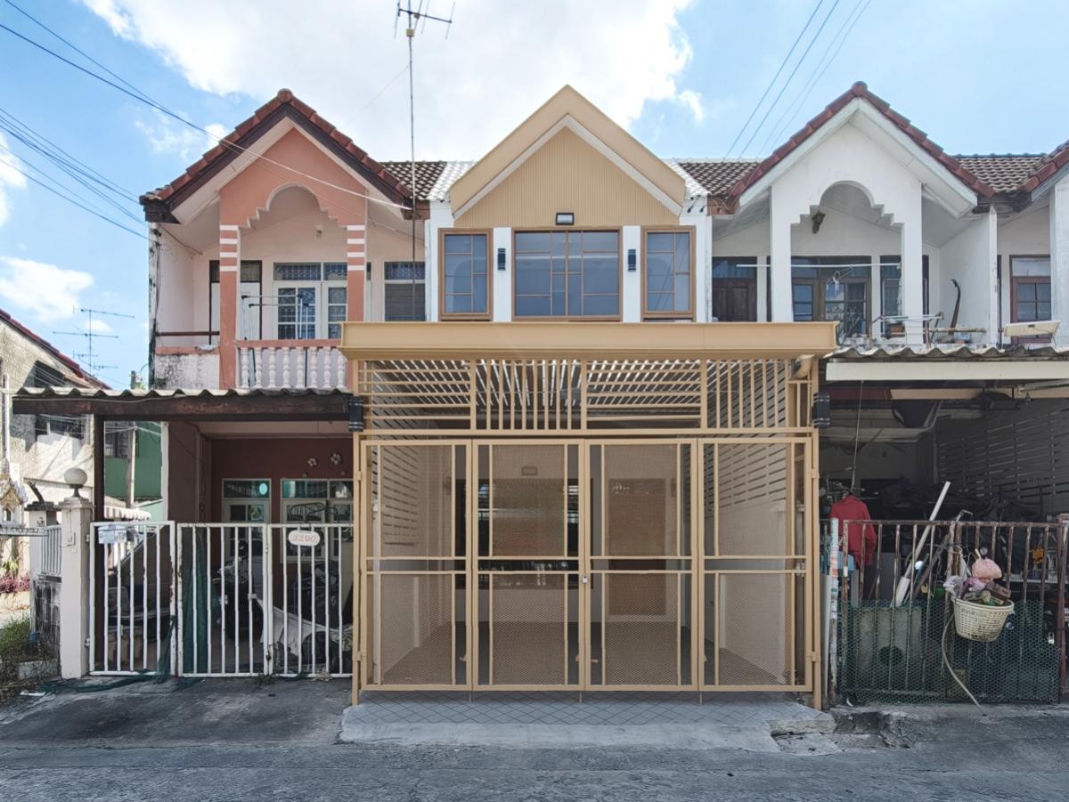 ขายทาวน์โฮมเกษตร นวมินทร์ ลาดปลาเค้า : ขายทาวน์เฮ้าส์ นวมินทร์ 135 แยก 4-1 รีโนเวทใหม่ นวมินทร์ เขต บึงกุ่ม กรุงเทพ CX-142478