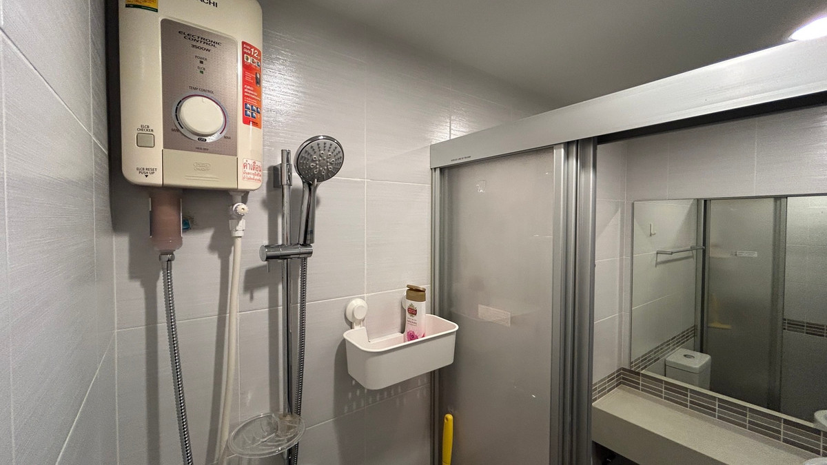 ขายคอนโดปิ่นเกล้า จรัญสนิทวงศ์ : ขายพร้อมผู้เช่า รับรายได้ทันที ลุมพินี เพลส บรมราชชนนี-ปิ่นเกล้า (บรม35)  วิวสูง ห้องสวย สะอาด 