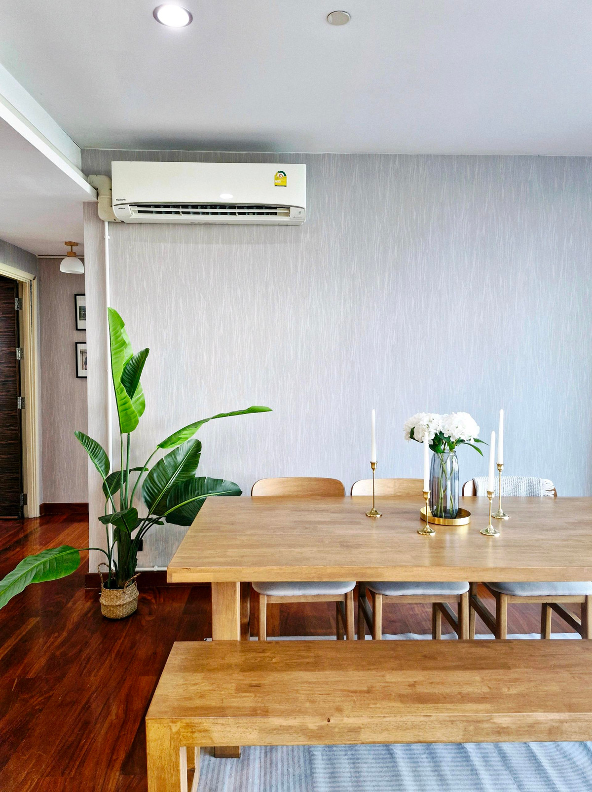 For SaleCondoWongwianyai, Charoennakor : Urgent sale! 📍Watermark Chaophraya River 3BR 145 sq m. Cheapest price in the project 13.5 million baht.🔥 Pets allowed🐶🐱 Near ICONSIAM.