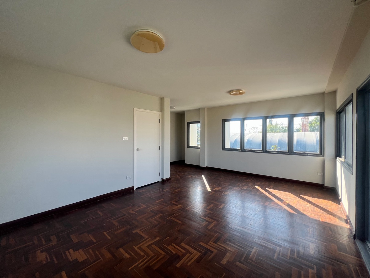 For RentHouseMin Buri, Romklao : Romrudee Romklao 25/5 / 6 Bedrooms (FOR RENT) BZD110