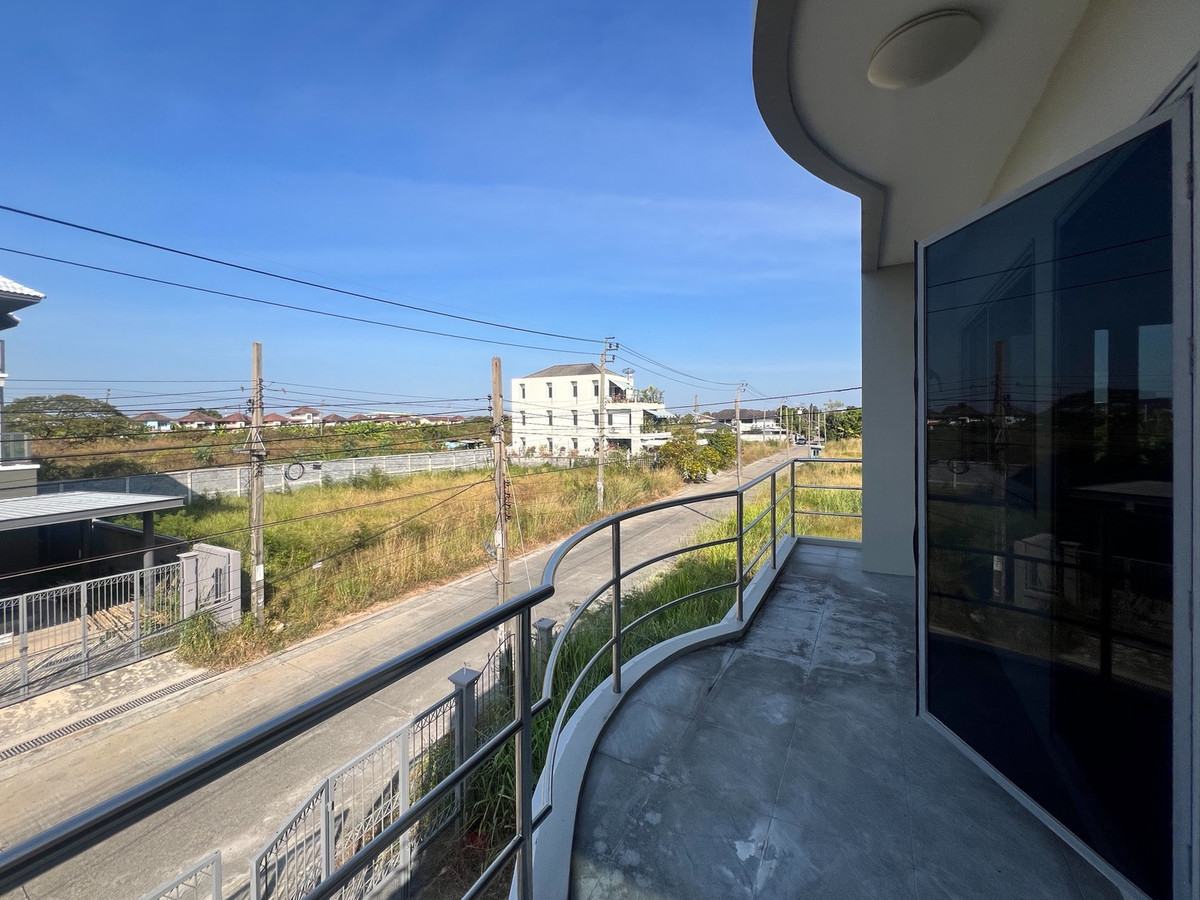 For RentHouseMin Buri, Romklao : Romrudee Romklao 25/5 / 6 Bedrooms (FOR RENT) BZD110