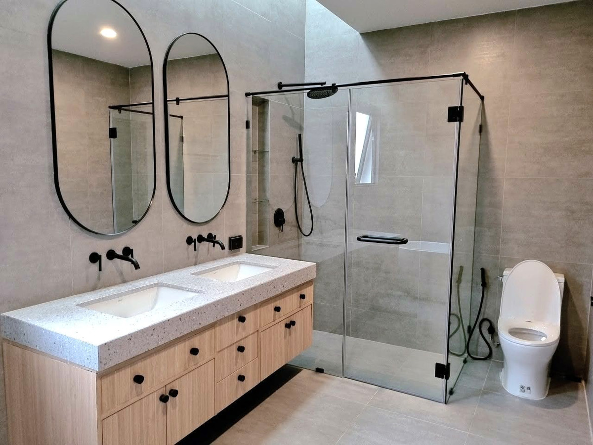 For SaleHouseSukhumvit, Asoke, Thonglor : Pet Friendly detached house, Sukhumvit | Area 300 sq m, rare location, Pridi 14.