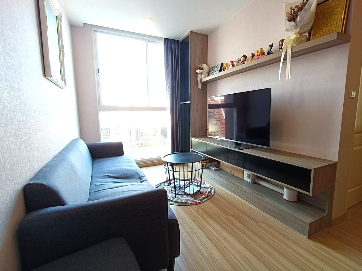 For SaleCondoPinklao, Charansanitwong : 🏠 Its worth it to live in yourself, you can invest in a 2-bedroom condo, low price, in the heart of Charan.