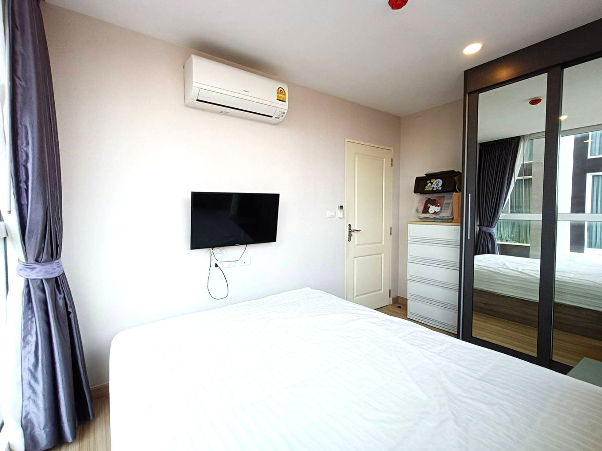 For SaleCondoPinklao, Charansanitwong : 🏠 Its worth it to live in yourself, you can invest in a 2-bedroom condo, low price, in the heart of Charan.