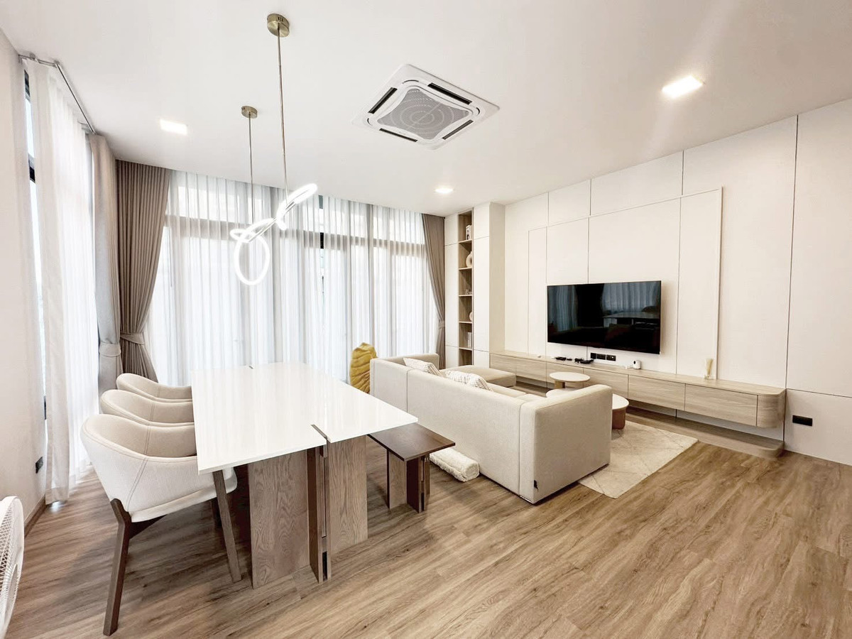 For RentTownhomeKasetsart, Ratchayothin : 🏘️Townhome for rent, Patio Ratchayothin | Fully furnished Ready to move in | Near BTS Ratchayothin | If interested, call 095-819-5559
