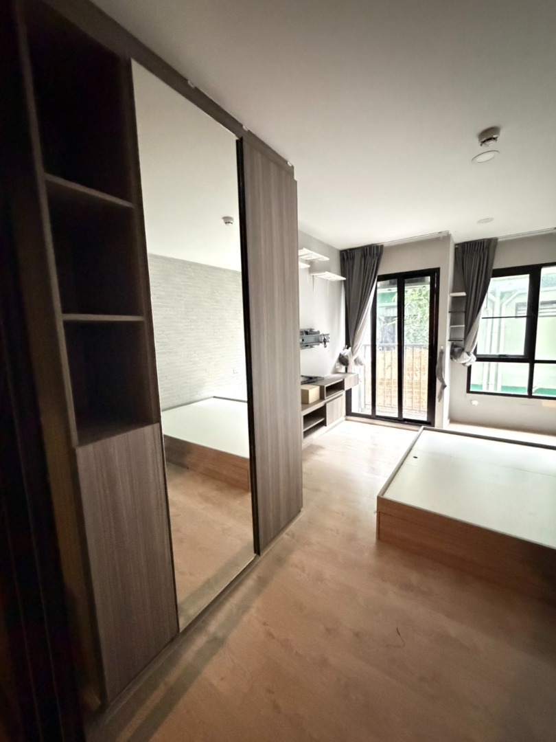 ขายคอนโดบางนา แบริ่ง ลาซาล : 🔥ขายด่วน🔥ดิ ออริจิ้น สุขุมวิท 105 ใกล้สถานีรถไฟฟ้า BTS แบริ่ง เฟอร์นิเจอร์ครบ พร้อมเข้าอยู่