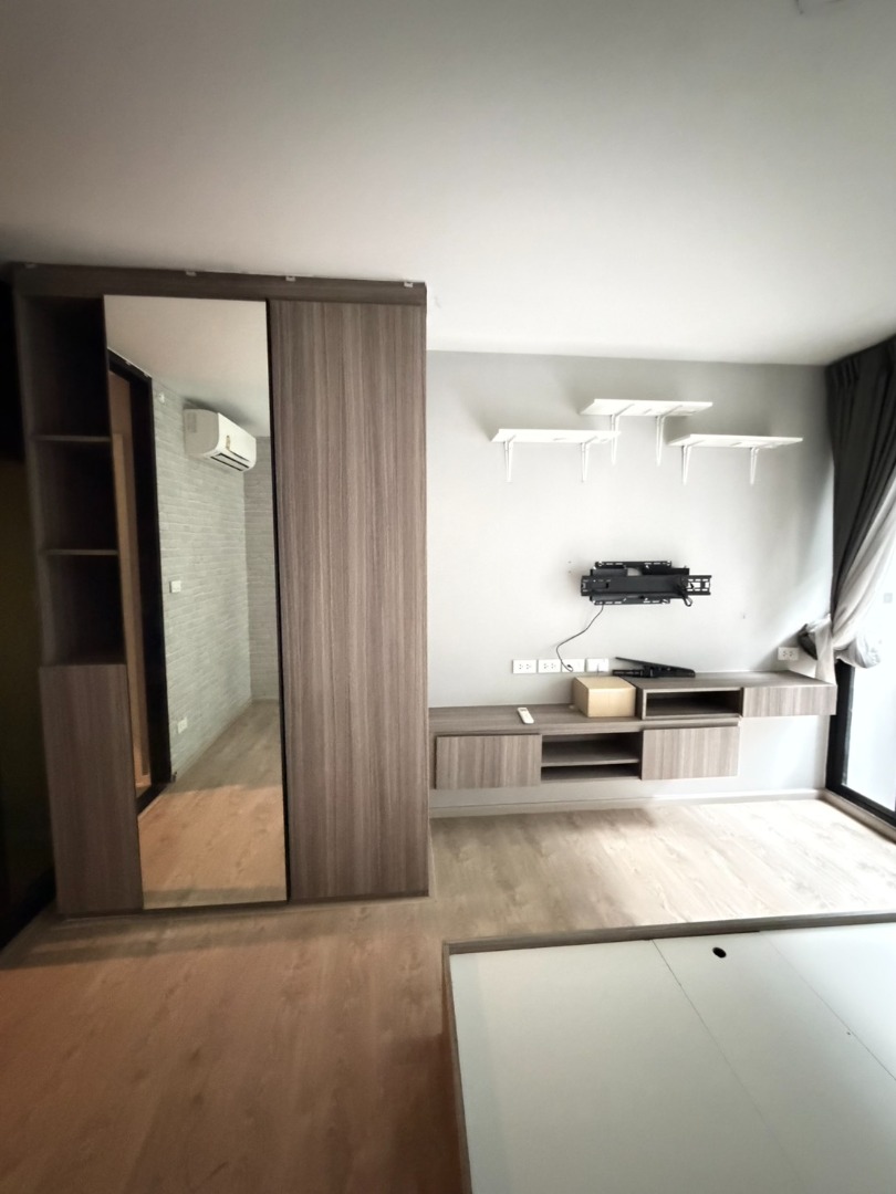 ขายคอนโดบางนา แบริ่ง ลาซาล : 🔥ขายด่วน🔥ดิ ออริจิ้น สุขุมวิท 105 ใกล้สถานีรถไฟฟ้า BTS แบริ่ง เฟอร์นิเจอร์ครบ พร้อมเข้าอยู่