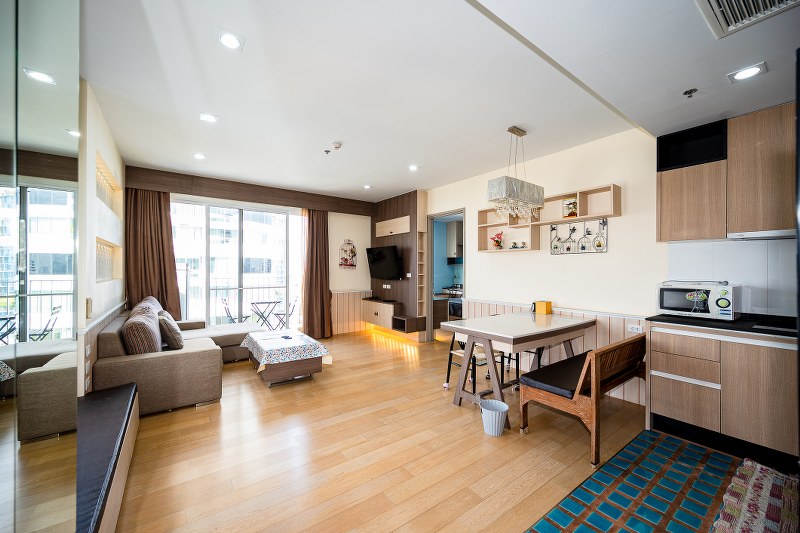 ขายคอนโดสุขุมวิท อโศก ทองหล่อ : 🔥ขายด่วน+🔥เอช คิว ทองหล่อ ใกล้สถานีรถไฟฟ้า BTS ทองหล่อ เฟอร์นิเจอร์ครบ พร้อมเข้าอยู่