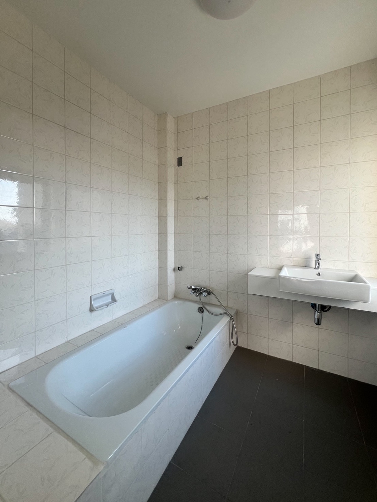 For RentHouseMin Buri, Romklao : Romrudee Romklao 25/5 / 6 Bedrooms (FOR RENT) BZD110