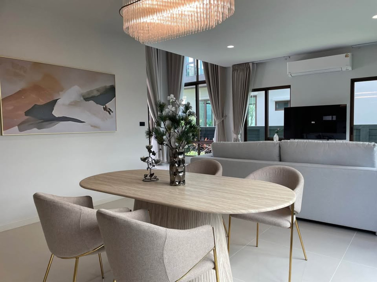 For RentHousePattanakan, Srinakarin : Burasiri Krungthepkreetha / 4 Bedrooms (FOR SALE) BALL233