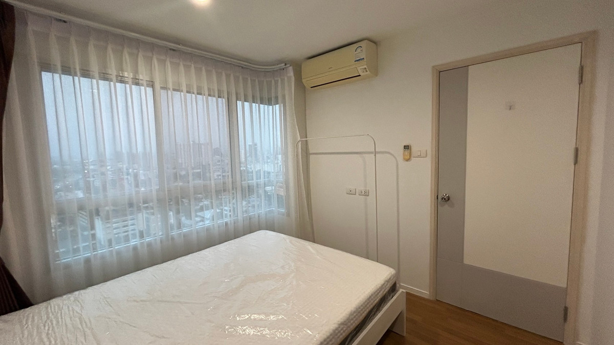 ขายคอนโดปิ่นเกล้า จรัญสนิทวงศ์ : ขายพร้อมผู้เช่า รับรายได้ทันที ลุมพินี เพลส บรมราชชนนี-ปิ่นเกล้า (บรม35)  วิวสูง ห้องสวย สะอาด 