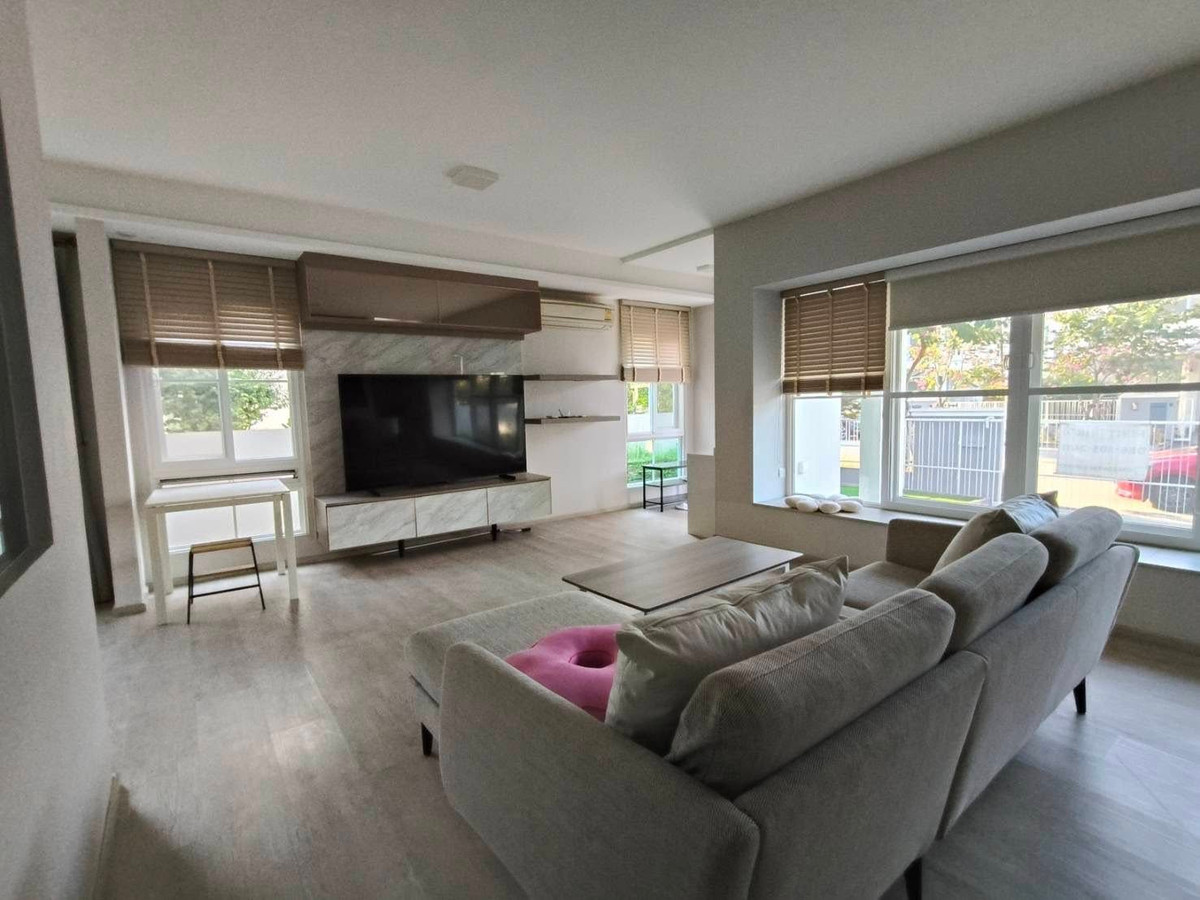 For RentHouseBangna, Bearing, Lasalle : House for rent ANYA Bangna Ramkhamhaeng 2, only 2.5 km. to Mega & Ikea Bangna.