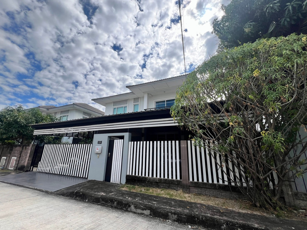 ขายบ้านลาดกระบัง สุวรรณภูมิ : เดอะ แพลนท์ พระราม 9 - วงแหวน 2 / 3 ห้องนอน (ขาย), The Plant Rama 9 - Wongwaen 2 / 3 Bedrooms (FOR SALE) BZD094