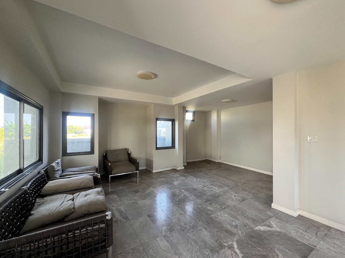 For RentHouseMin Buri, Romklao : Romrudee Romklao 25/5 / 6 Bedrooms (FOR RENT) BZD110