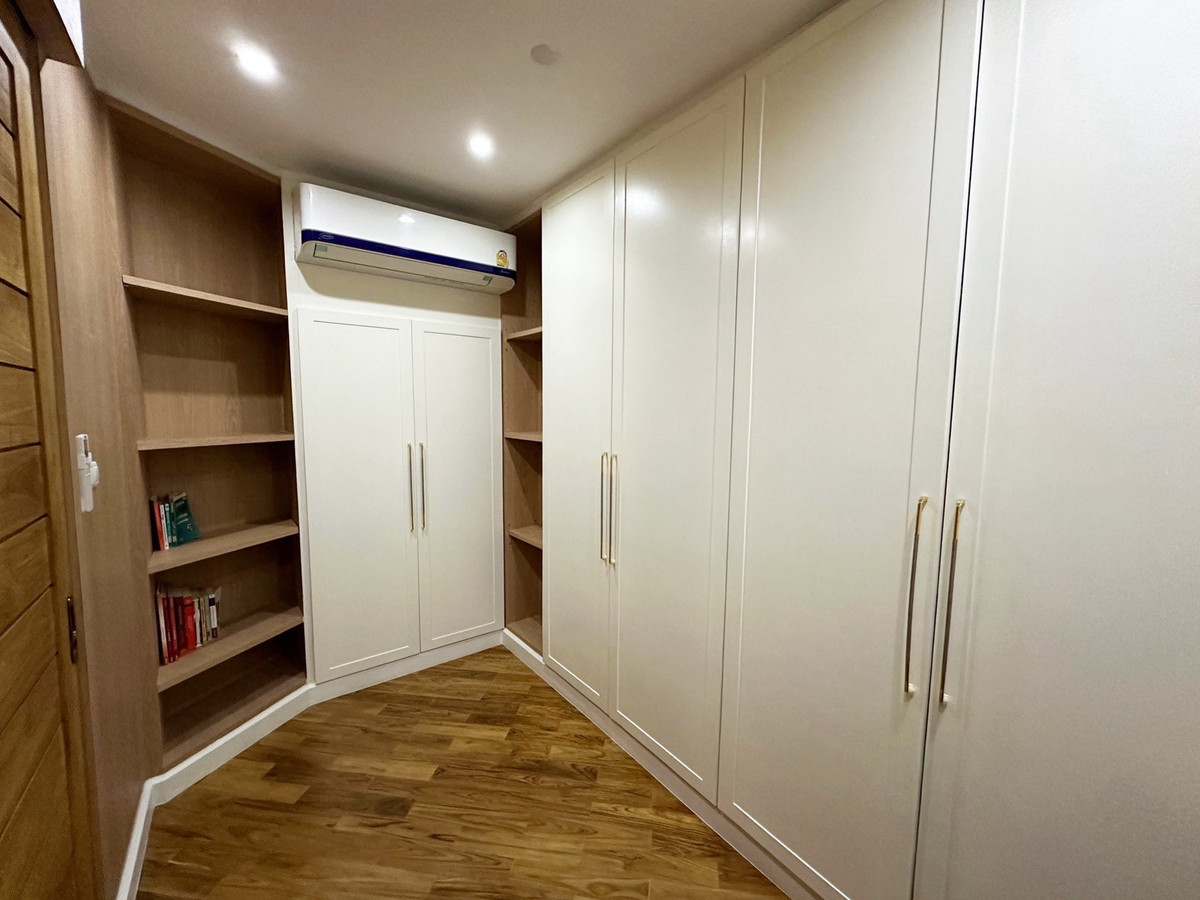 ขายคอนโดวงเวียนใหญ่ เจริญนคร : คอนโด 4 ห้องนอน วิวแม่น่ำ ที่ Watermark Chaophraya River , Contact 062-496-6454