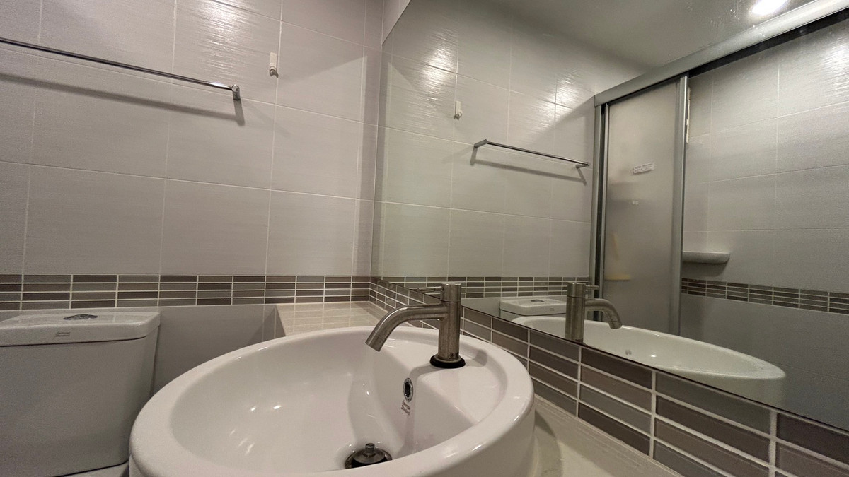 ขายคอนโดปิ่นเกล้า จรัญสนิทวงศ์ : ขายพร้อมผู้เช่า รับรายได้ทันที ลุมพินี เพลส บรมราชชนนี-ปิ่นเกล้า (บรม35)  วิวสูง ห้องสวย สะอาด 