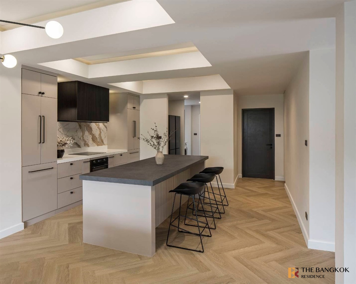 For RentHouseSukhumvit, Asoke, Thonglor :  Beautifully Furnished House 🏡 House Area Ekamai, Move-in ready modern design 💖with complete functionality 