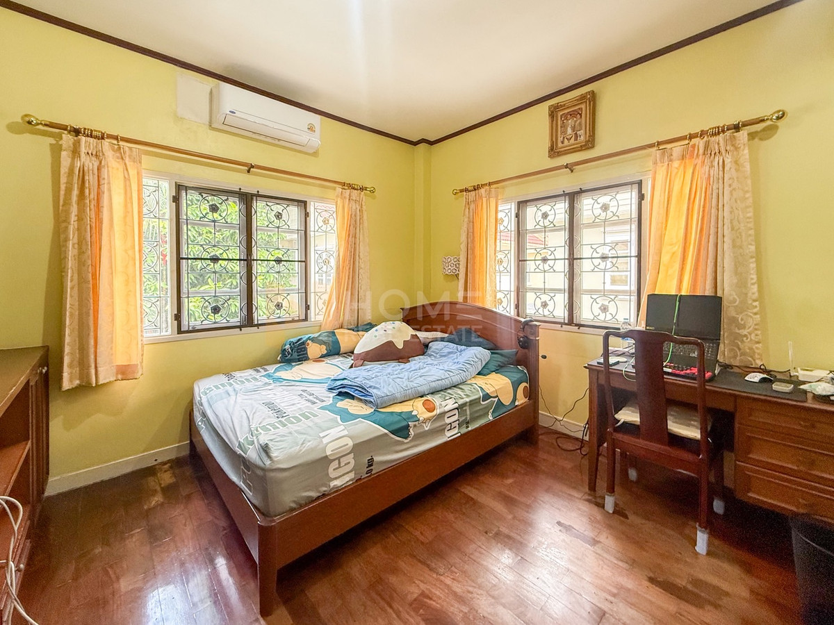 ขายบ้านมีนบุรี-ร่มเกล้า : พาร์คเวย์ ชาเล่ต์ รามคำแหง / 3 ห้องนอน (ขาย), Parkway Chalet / 3 Bedrooms (FOR SALE) AA587