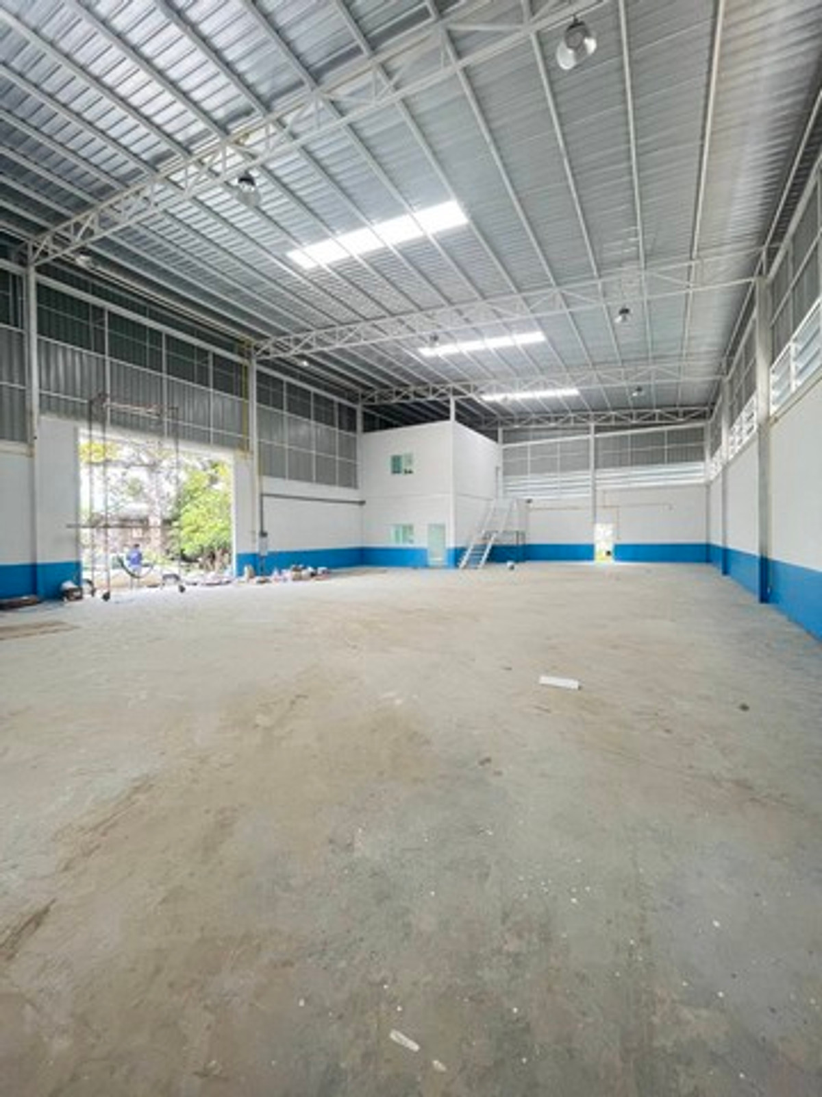 ให้เช่าโกดังลาดกระบัง สุวรรณภูมิ : HR3155ให้เช่าโกดัง/โรงงานใหม่ ขนาด 500 ตรม. พื้นที่กว้าง สภาพดีเยี่ยม (ซอยบางปลา 2 / ธนสิทธิ์)