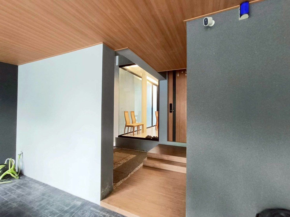 ขายทาวน์โฮมพระราม 9 เพชรบุรีตัดใหม่ RCA : 🏢 ขายทาวน์โฮม / โฮมออฟฟิศ พระราม 9 Signature Urban L (ซิกเนเจอร์ เออร์เบิน แอล) 📍 พระราม 9 ซอย 55 | ใกล้เอกมัย – ทองหล่อ  ✨ Rare Item โฮมออฟฟิศคุณภาพ โครงการขนาดเล็ก เพียง 5 ยูนิตทั้งโครงการ เหมาะทั้งอยู่อาศัยจริง ทำออฟฟิศ สตูดิโอ  087-808-3690(ฟีฟ่า)