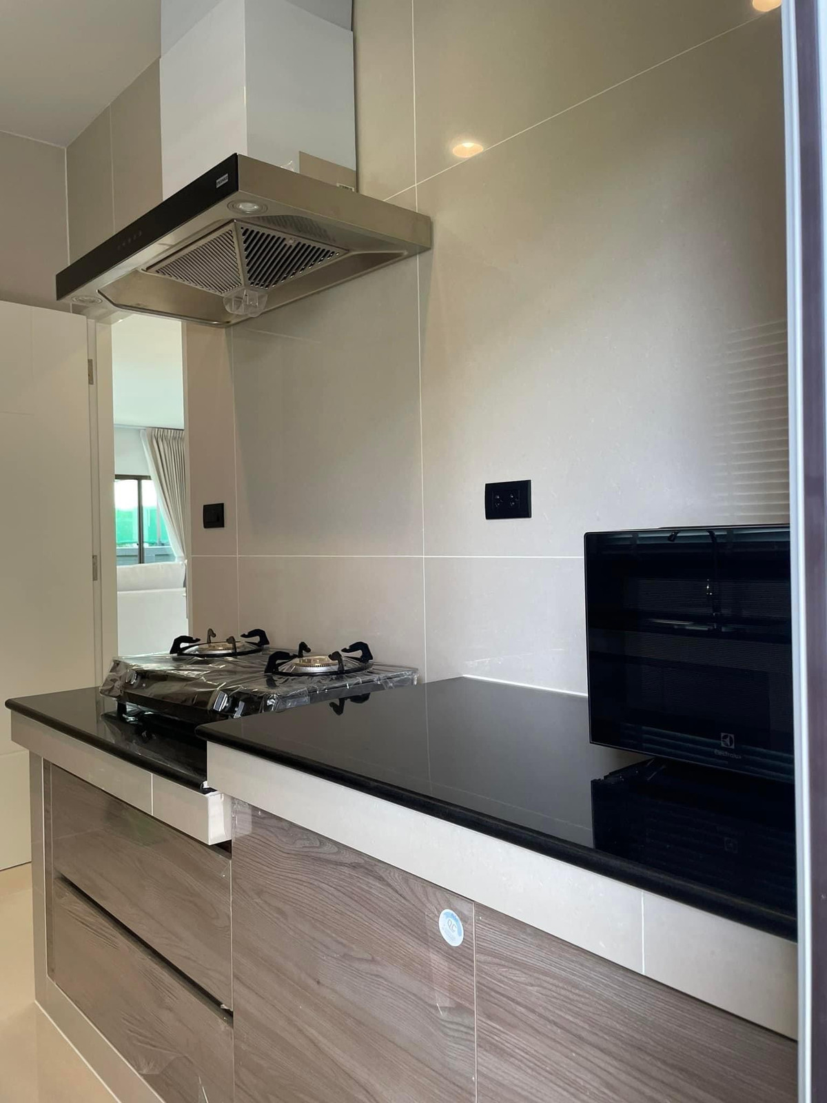 ให้เช่าบ้านพัฒนาการ ศรีนครินทร์ : ให้เช่า บุราสิริ กรุงเทพกรีฑา Fully furnished 4 ห้องนอน ใกล้ brighton school 