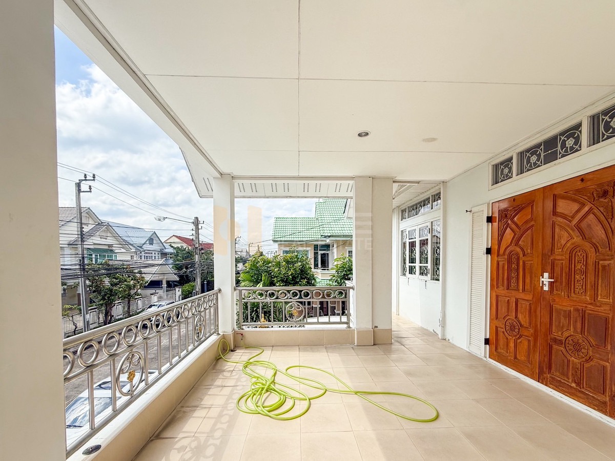 ขายบ้านมีนบุรี-ร่มเกล้า : พาร์คเวย์ ชาเล่ต์ รามคำแหง / 3 ห้องนอน (ขาย), Parkway Chalet / 3 Bedrooms (FOR SALE) AA587