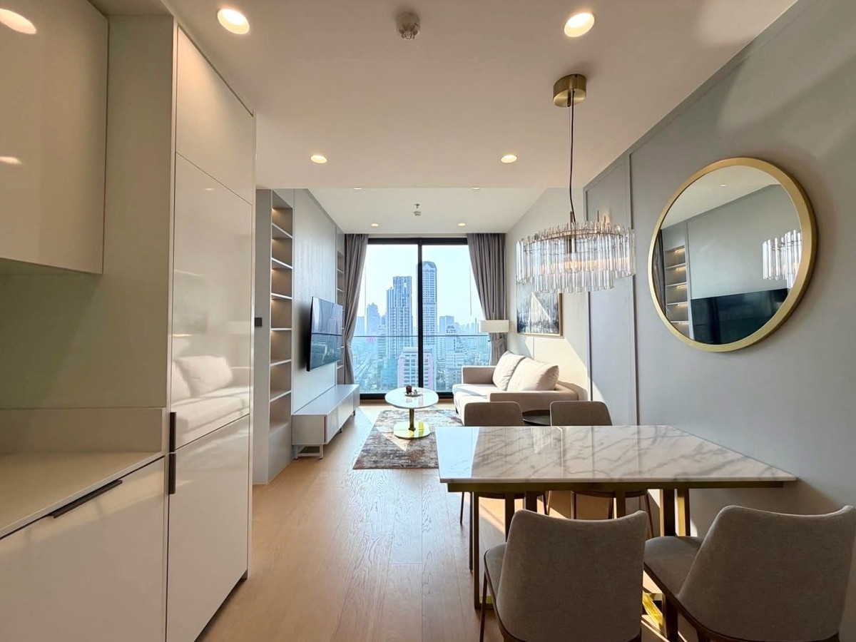 For RentCondoSathorn, Narathiwat : 🔹ANIL Sathorn 12🔹 2 Bedroom 2 Bathroom • 64 sq.m.• Corner unit • High floor • Auto parking 110%