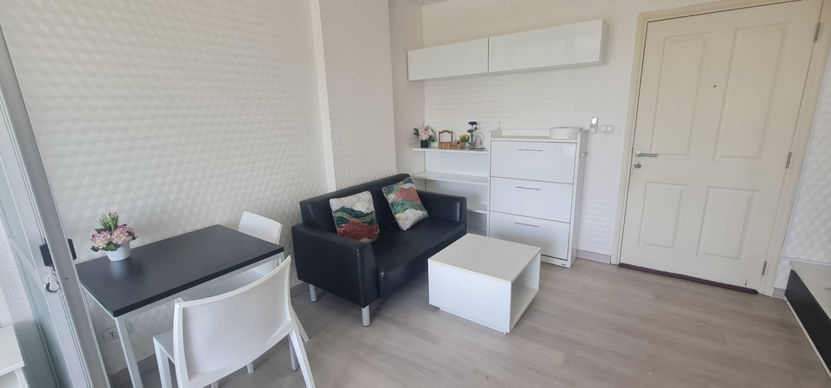 For RentCondoBangna, Bearing, Lasalle : For rent D Condo Campus Resort Bangna ABAC Bangna