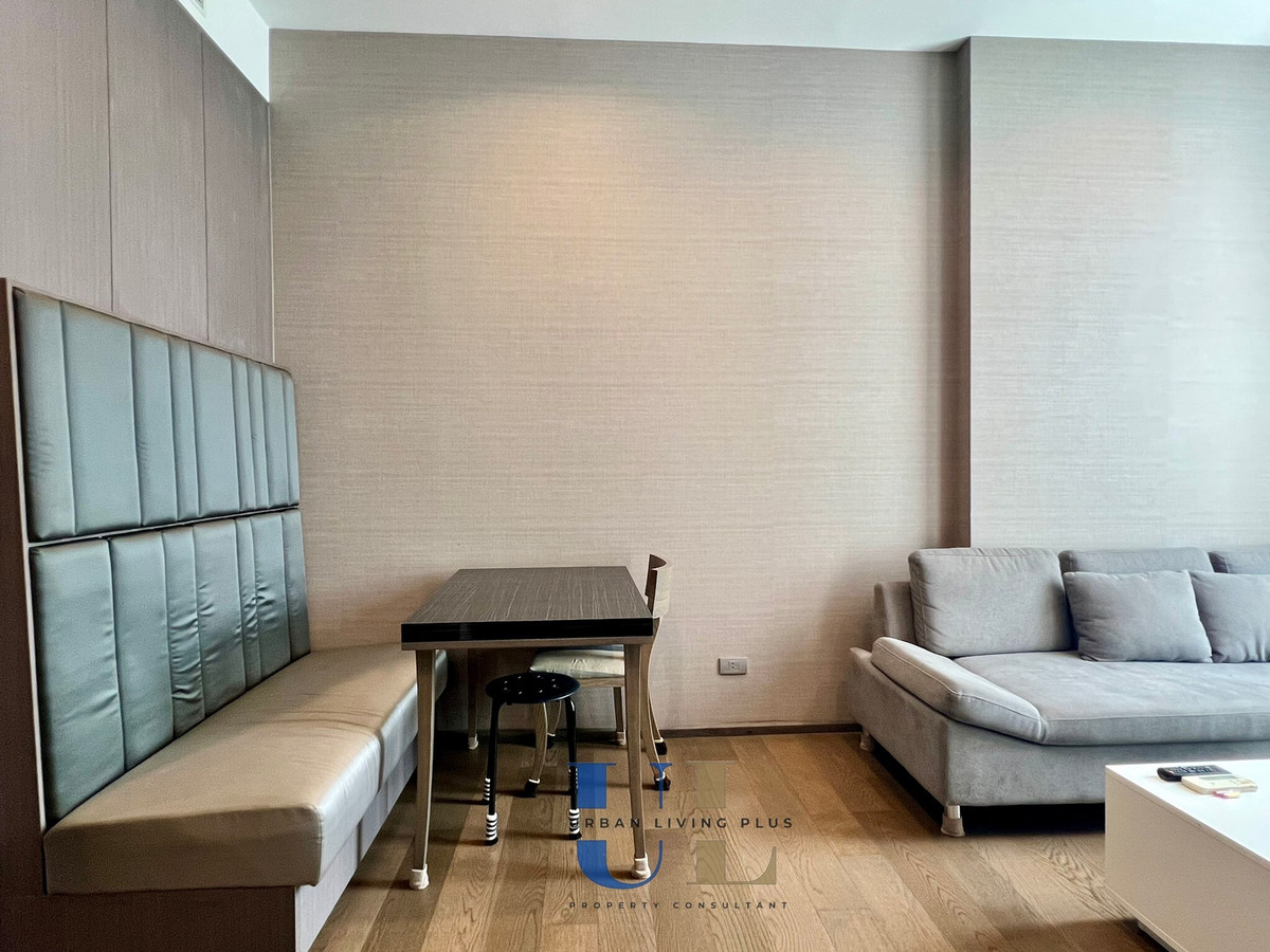 For RentCondoSathorn, Narathiwat : ( UL2311031 ) ✨Tel/Line 096-2479369✨ FOR RENT  The Diplomat Sathorn 1 bedroom, 1 bathroom, 45 Sq.M. furnished, unblocked view, Special Deal!!