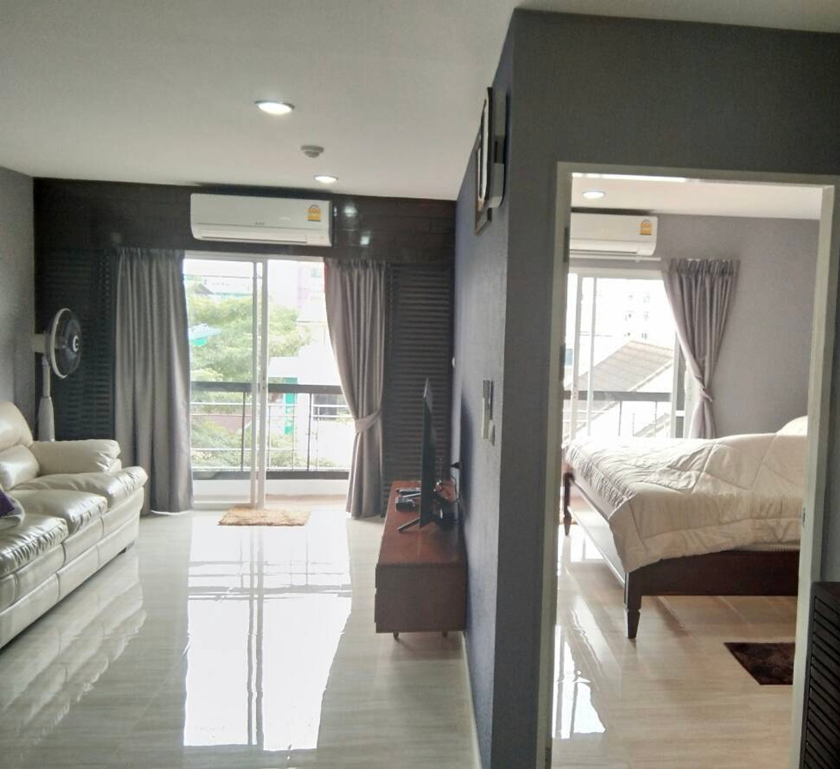 ขายคอนโดรัชดา ห้วยขวาง : ขาย/SALE : The Peak Condominium (เดอะ พีค คอนโดมิเนียม) - 1 ห้องนอน LC085