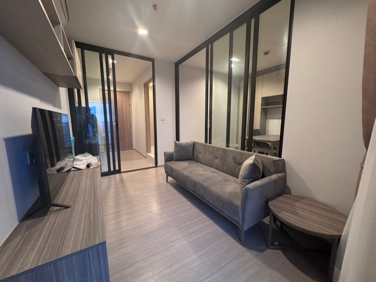 ให้เช่าคอนโดท่าพระ ตลาดพลู วุฒากาศ : Life Sathorn Sierra ห้องใหม่ ว่างพร้อมให้เช่า วิวโล่ง ฝั่งด้านหลัง 1 ห้องนอน+1ห้องทำงาน