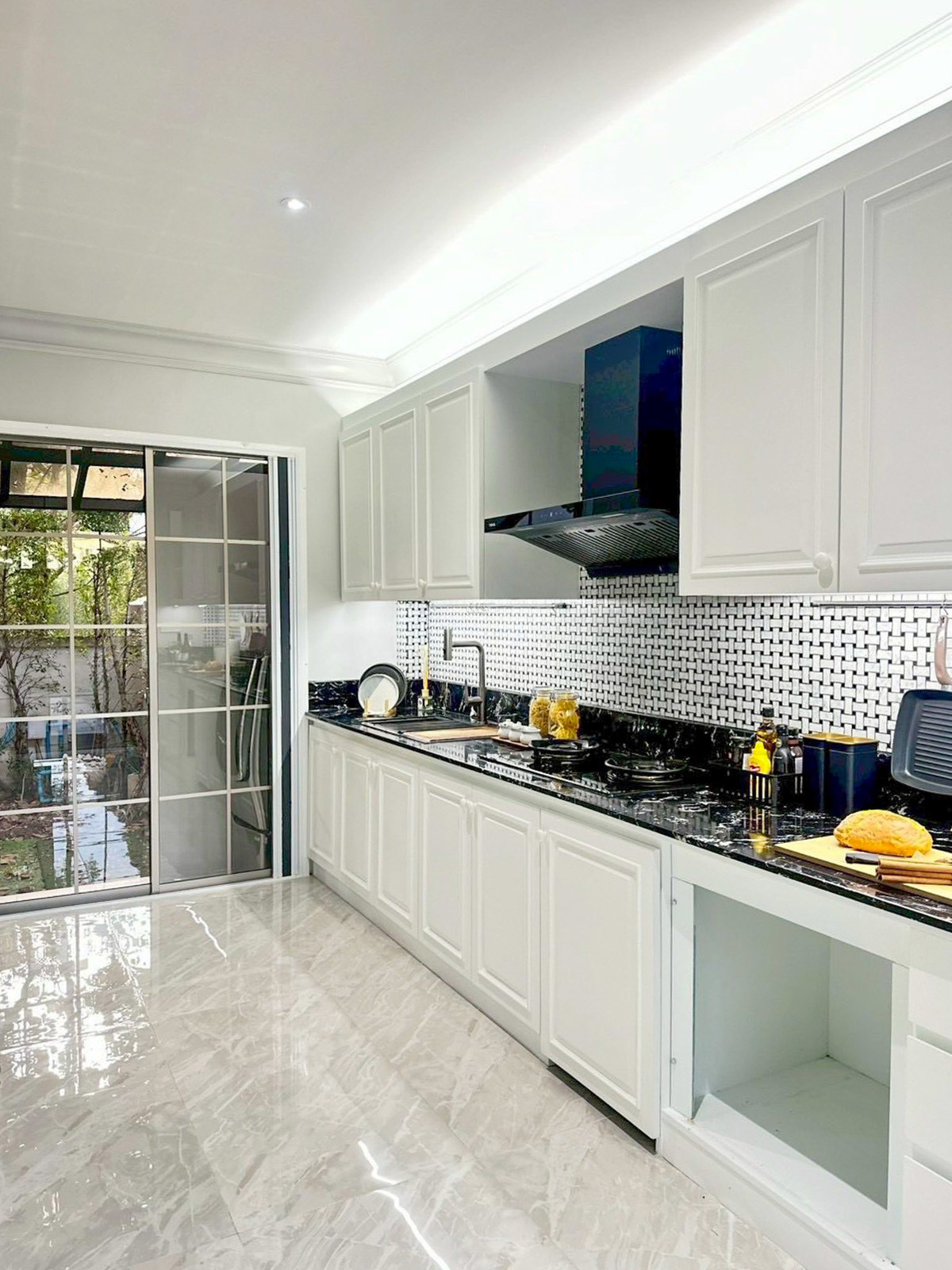 บ้านลาดกระบัง สุวรรณภูมิ : Perfect Masterpiece กรุงเทพกรีฑา–ศรีนครินทร์ คฤหาสน์หรูพร้อมเข้าอยู่ ใกล้โรงเรียนนานาชาติ Please call: 062-496-6454