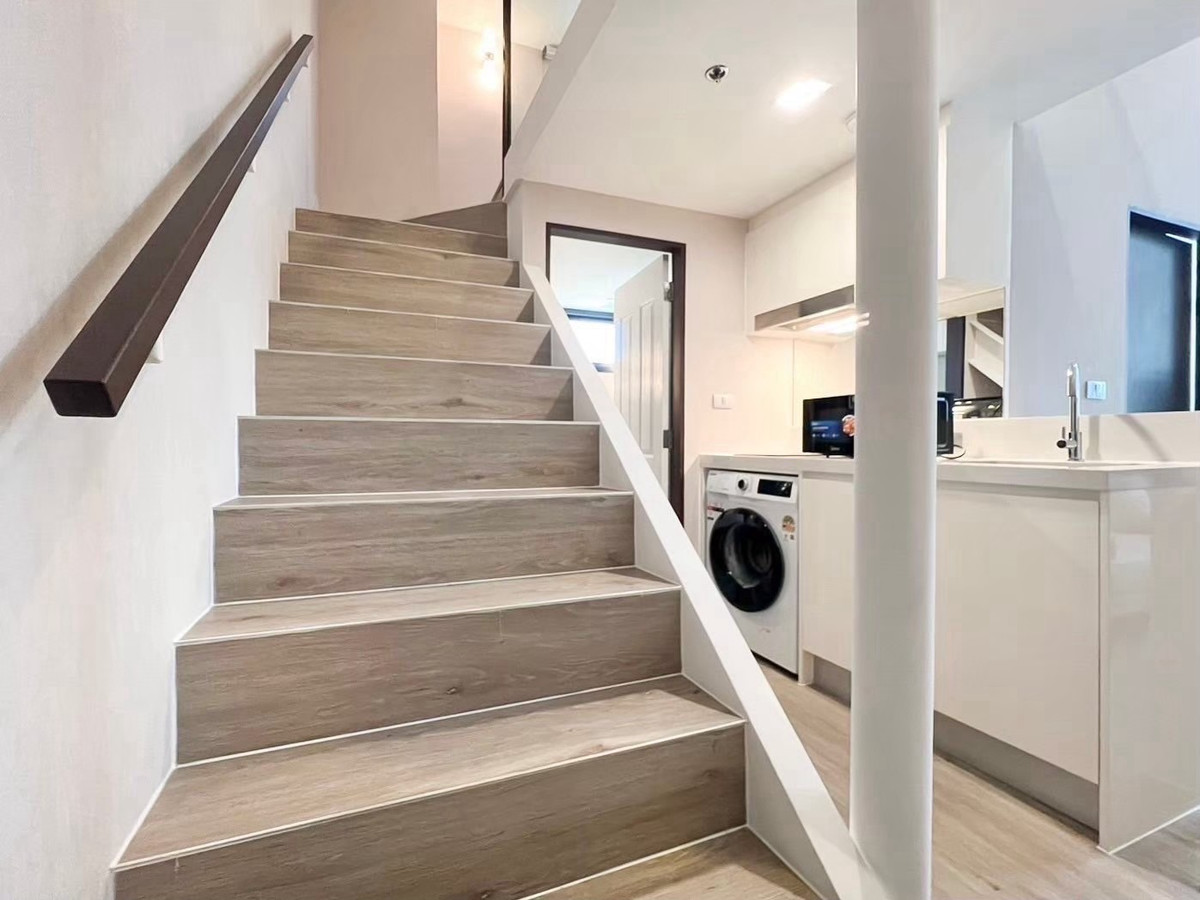 For RentCondoOnnut, Udomsuk : Moff room, 2 floors, near Bts Udomsuk, ready to move in.