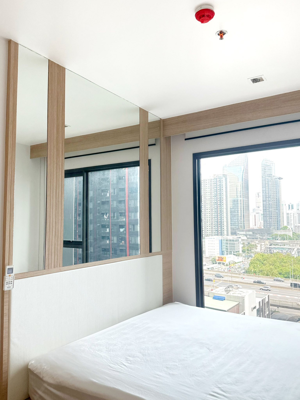 For SaleCondoRama9, Petchburi, RCA : For sale/SALE: Life Asoke - Rama 9 (Life Asoke Rama 9) - 1 bedroom LC083