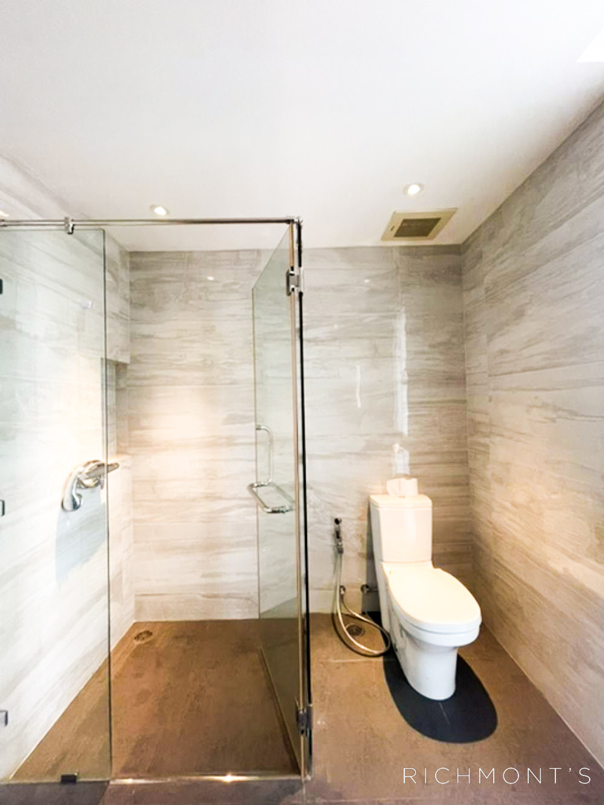 ขายคอนโดสุขุมวิท อโศก ทองหล่อ : La Citta Delre ทองหล่อ 8 Please call: 062-496-6454