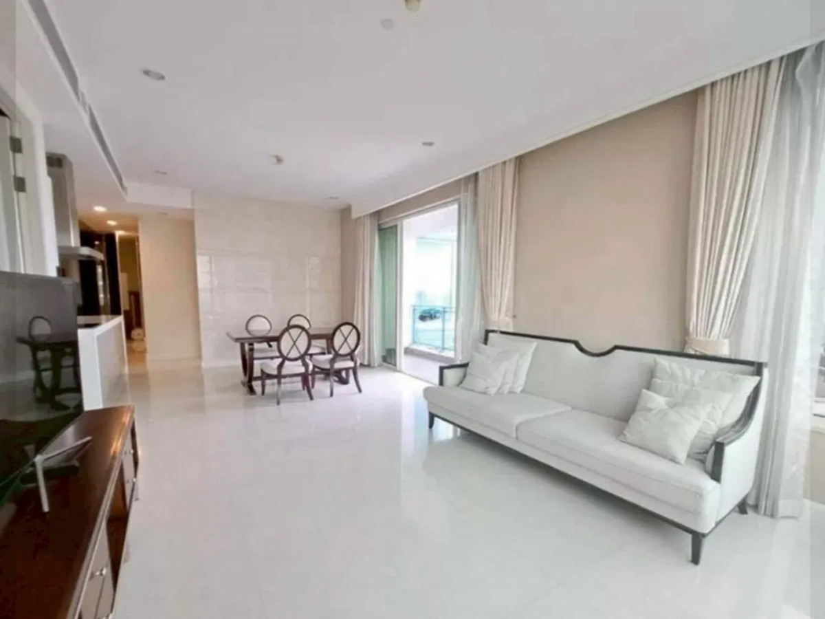 For RentCondoWitthayu, Chidlom, Langsuan, Ploenchit : Q Langsuan 160 sq.m. Please add LINE ID @806qphgn o8415o5483