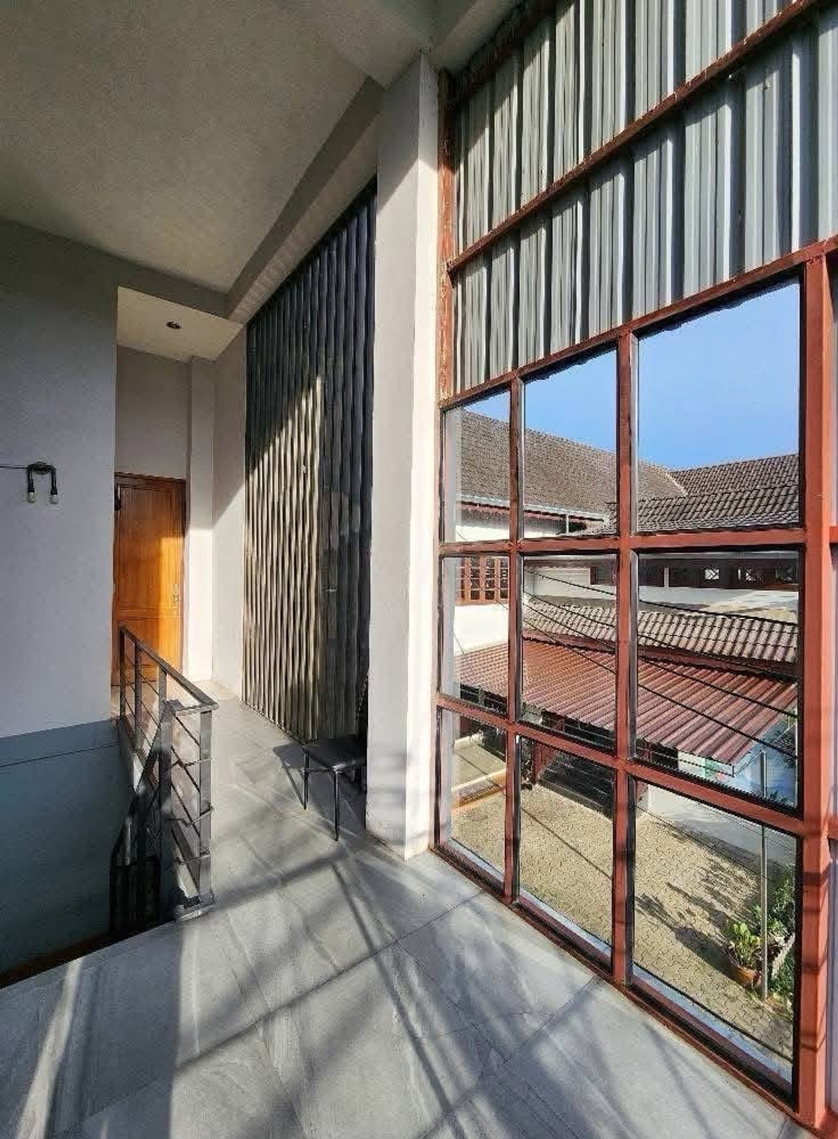 ให้เช่าสำนักงานนนทบุรี บางใหญ่ บางบัวทอง : ให้เช่า ออฟฟิศ สำนักงาน 3 ชั้น นนทบุรี ซอยกระทรวงสาธารณสุข ที่จอดรถ 5-6 คัน เดินทางสะดวก ราคาสุดคุ้ม