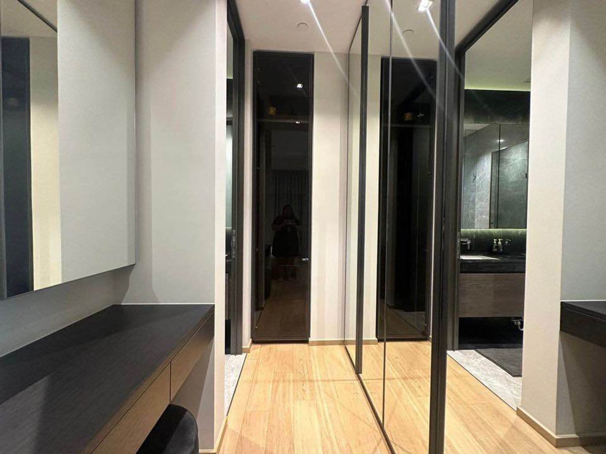 ให้เช่าคอนโดวิทยุ ชิดลม หลังสวน : 28 Chidlom – 1 Bedroom High Floor อาคาร Tower | 50K