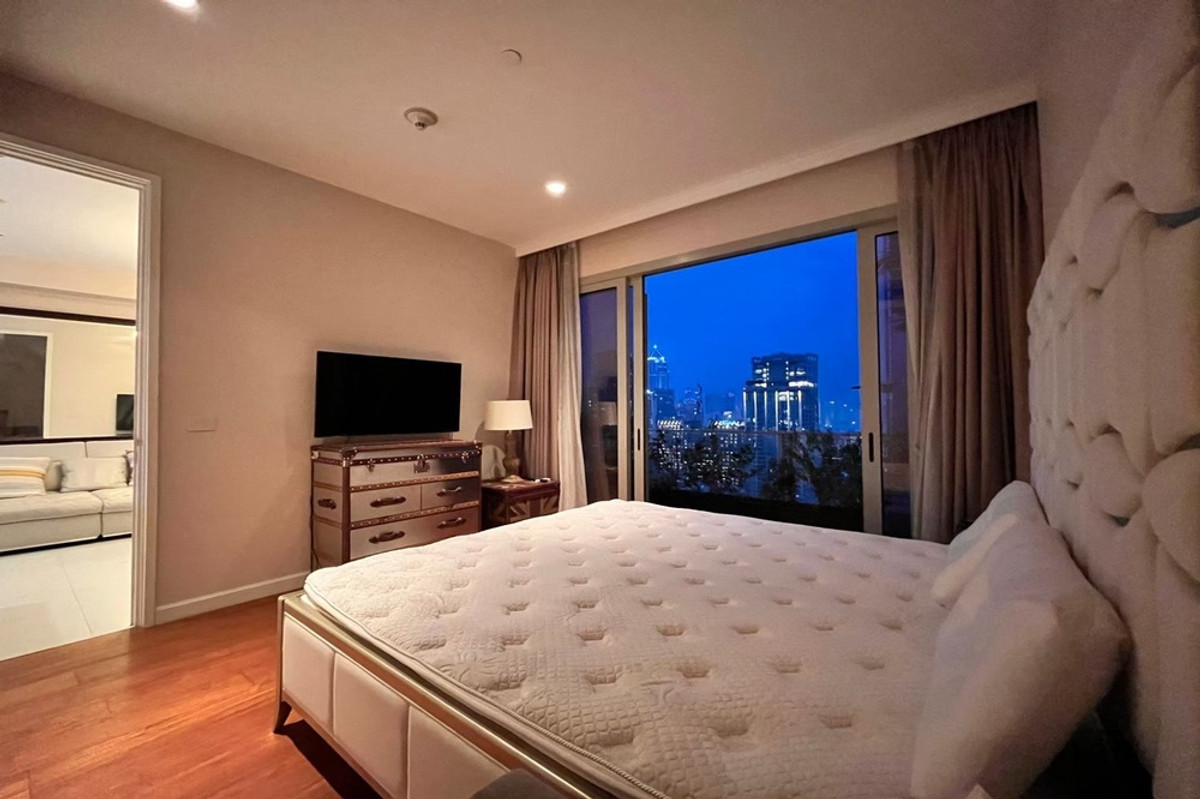 คอนโดวิทยุ ชิดลม หลังสวน : 🔥 สำหรับขาย - เช่า !! คอนโด ระดับ SUPER LUXURY, ชั้นสูง 25++, ห้องทิศตะวันออก!! 🔥 Code C20221203144..........185 Rajadamri, 1 ห้องนอน, 1 ห้องน้ำ, แต่งครบ, พร้อมเข้าอยู่, ราคาพิเศษ!!📣📣