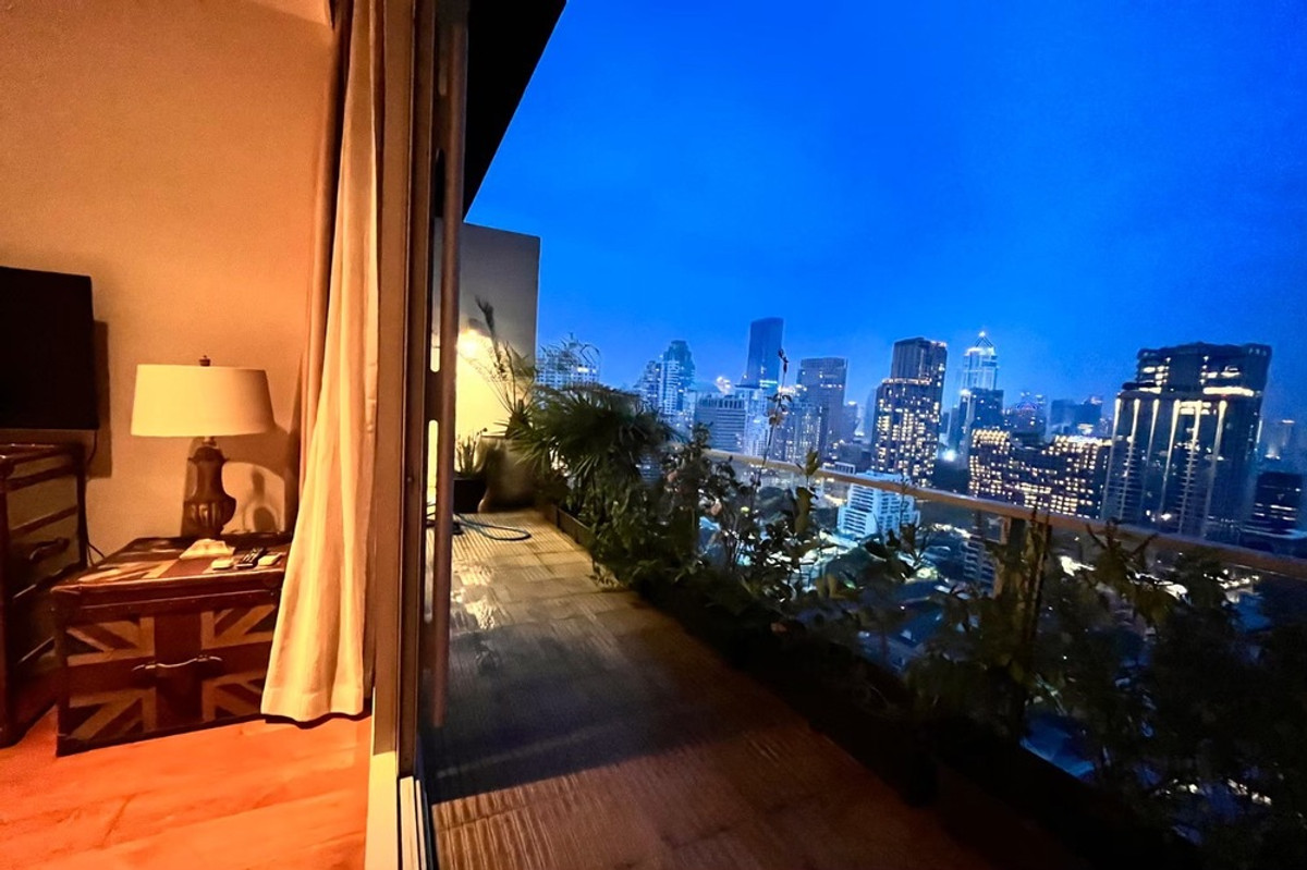 คอนโดวิทยุ ชิดลม หลังสวน : 🔥 สำหรับขาย - เช่า !! คอนโด ระดับ SUPER LUXURY, ชั้นสูง 25++, ห้องทิศตะวันออก!! 🔥 Code C20221203144..........185 Rajadamri, 1 ห้องนอน, 1 ห้องน้ำ, แต่งครบ, พร้อมเข้าอยู่, ราคาพิเศษ!!📣📣