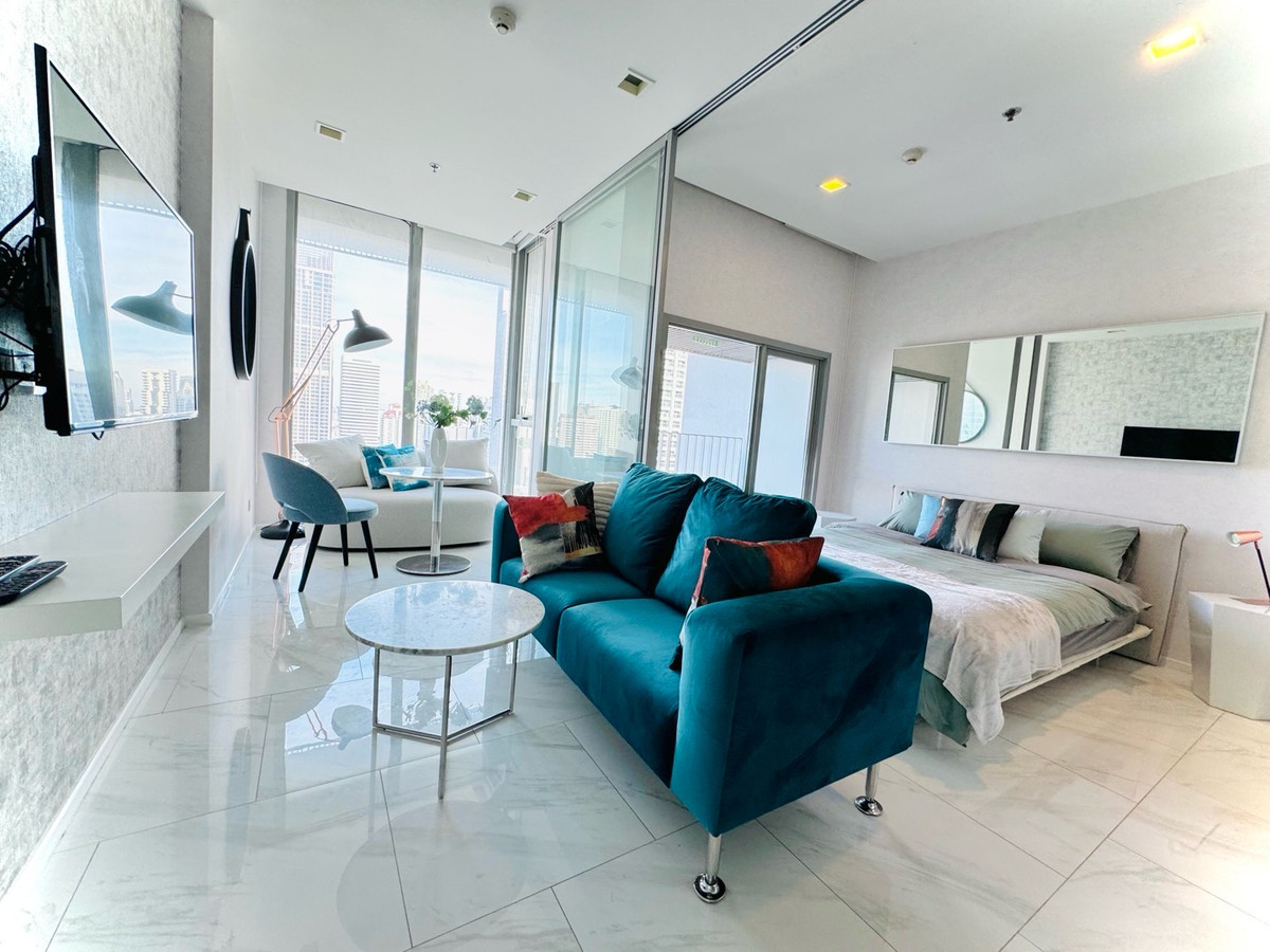 คอนโดนานา : เจ้าของ | ที่พักทันสมัย ​​1 ห้องนอนที่ไฮด์ 11 (โควต้าต่างประเทศ) | วิวโล่งชั้นสูง