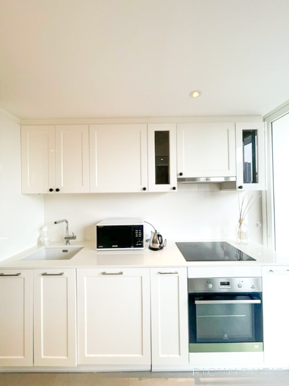 ขายคอนโดสุขุมวิท อโศก ทองหล่อ : La Citta Delre ทองหล่อ 8 Please call: 062-496-6454