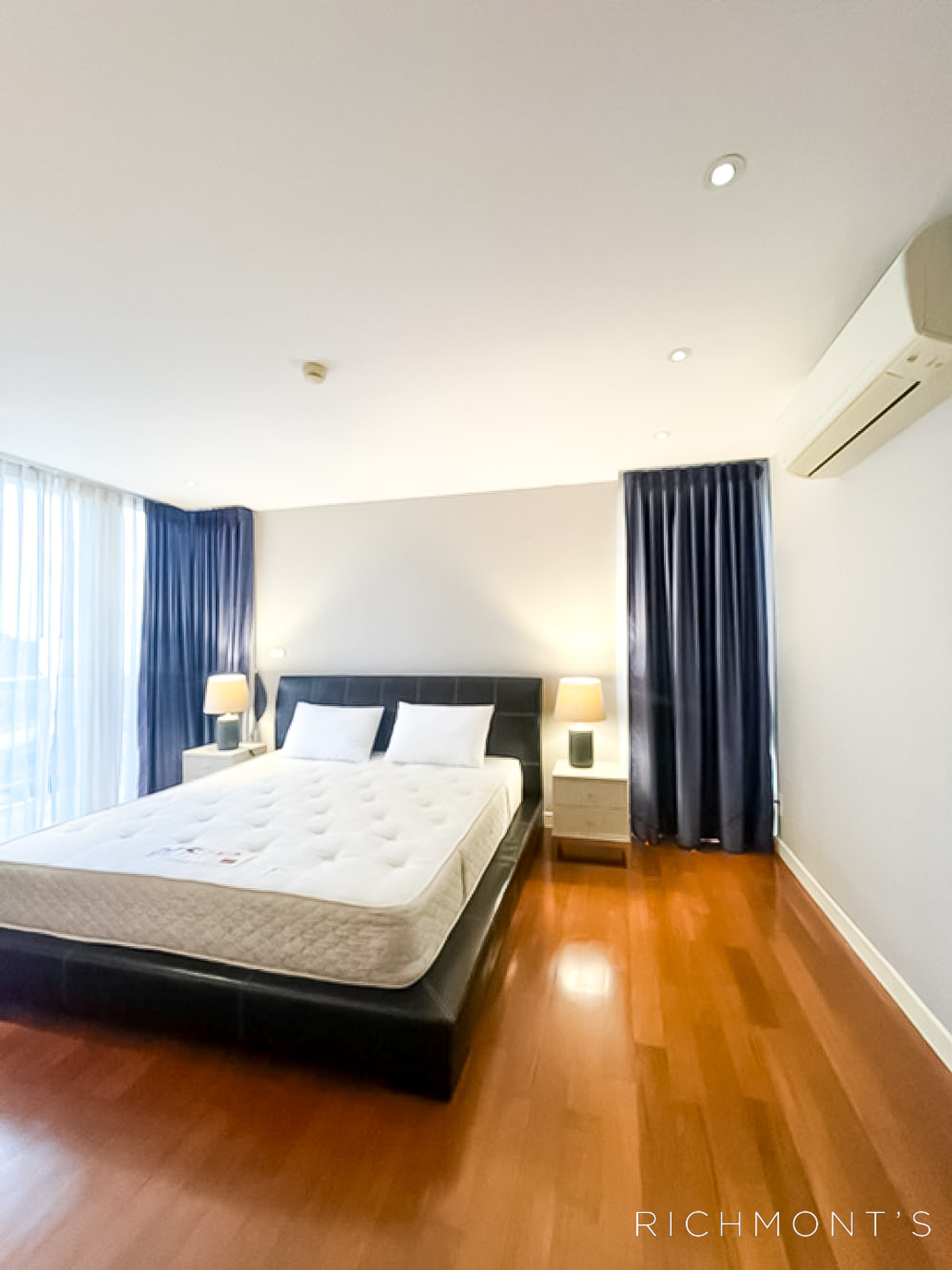 ขายคอนโดสุขุมวิท อโศก ทองหล่อ : La Citta Delre ทองหล่อ 8 Please call: 062-496-6454