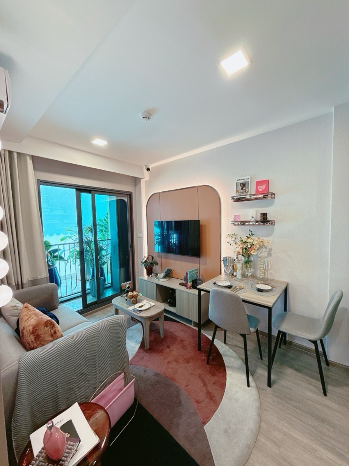 ขายคอนโดรัชดา ห้วยขวาง : 𝐓𝐇𝐄 𝐁𝐀𝐒𝐄 รัชดา 𝟏𝟗 ซื้อตรงโครงการ ห้องใหม่ มือ 𝟏 รอบ 𝐕𝐕𝐈𝐏 ถูกที่สุด ผ่อนสบายๆ 