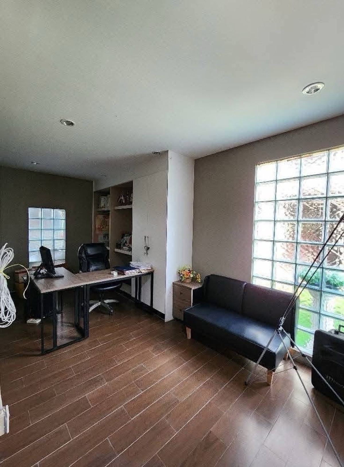 ให้เช่าสำนักงานนนทบุรี บางใหญ่ บางบัวทอง : ให้เช่า ออฟฟิศ สำนักงาน 3 ชั้น นนทบุรี ซอยกระทรวงสาธารณสุข ที่จอดรถ 5-6 คัน เดินทางสะดวก ราคาสุดคุ้ม