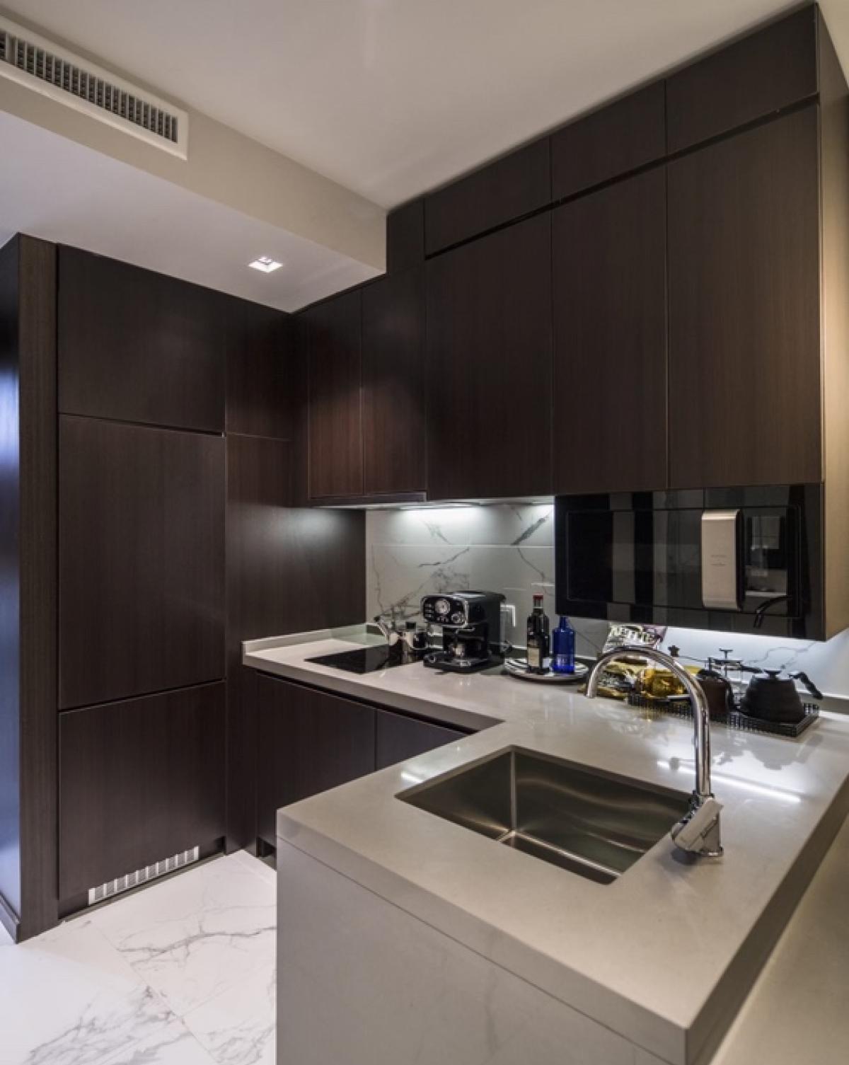 For SaleCondoSukhumvit, Asoke, Thonglor : For sale!!!! Cloud Residences SKV 23 (Cloud Residences Sukhumvit 23) 300 meters to SWU University, one bedroom, one bathroom, size 41 sq m, special price 7.xx mb.