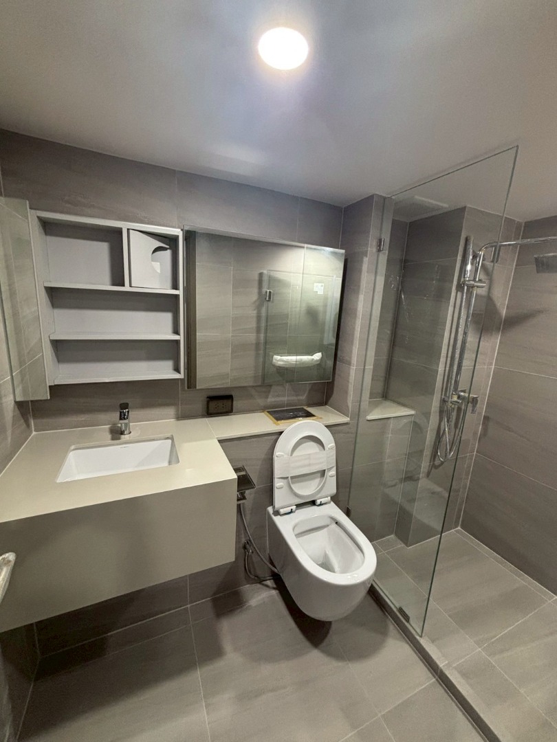 ขายคอนโดอ่อนนุช อุดมสุข : 🔥ขายด่วน🔥ไนท์บริดจ์ สเปซ สุขุมวิท - พระราม 4 ใกล้สถานีรถไฟฟ้า BTS พระโขนง เฟอร์นิเจอร์ครบ พร้อมเข้าอยู่