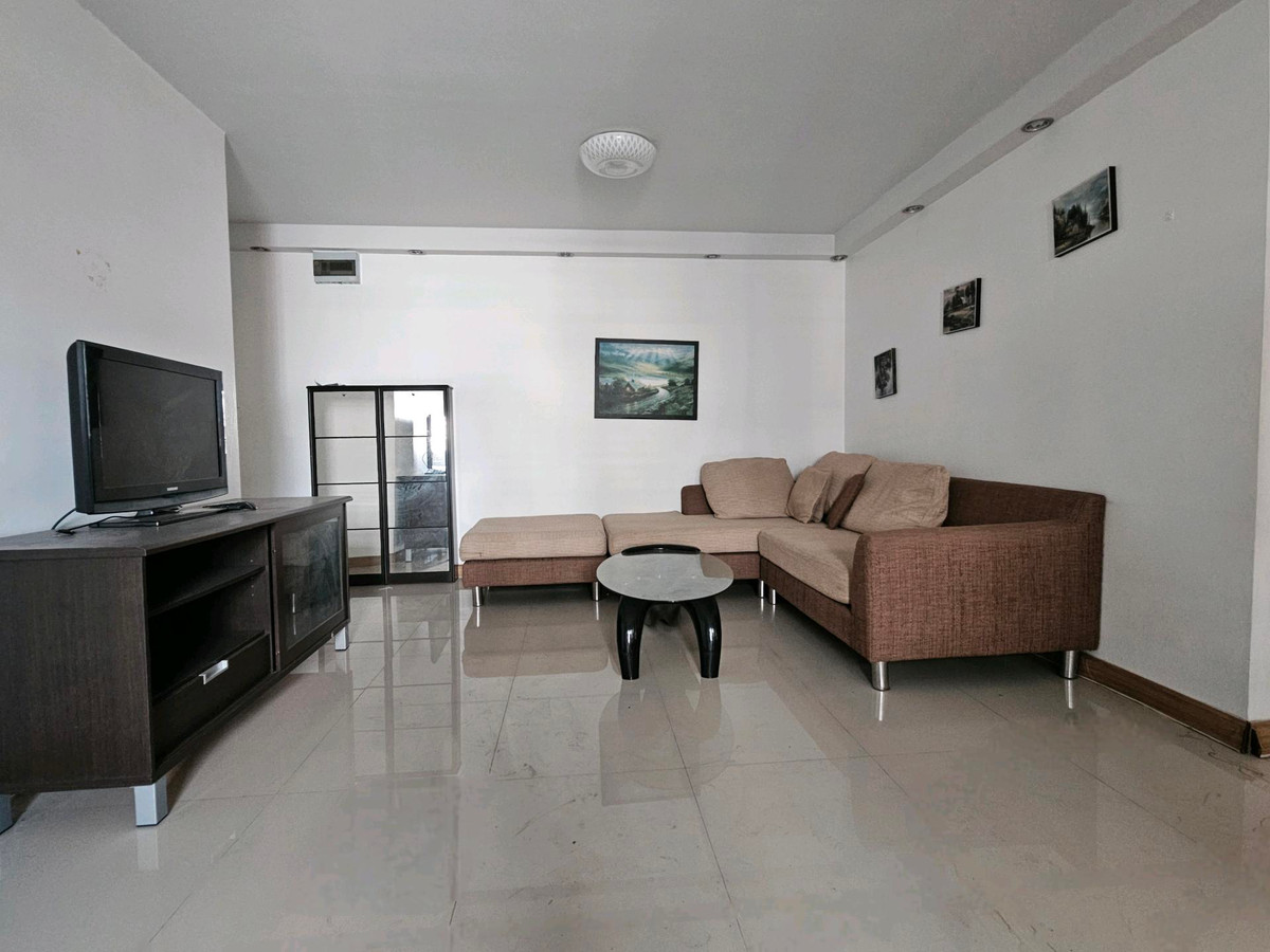 ขายคอนโดรัชดา ห้วยขวาง : FOR SALE ** Supalai City Home 10 2 bed 70 Sq,m @3,150,000 baht call 096-2615656Selling Price : 3,150,000 BahtNear MRT : Huaikwang StationUnit Size : 70 sq.m. 2 bedrooms / 1 bathroomDecoration : Fully furnishedสนใจโทรมาเลยค่ะ Call : 096-2615656