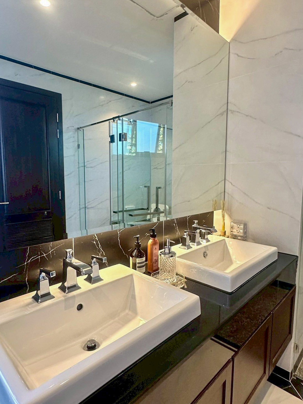 บ้านลาดกระบัง สุวรรณภูมิ : Perfect Masterpiece กรุงเทพกรีฑา–ศรีนครินทร์ คฤหาสน์หรูพร้อมเข้าอยู่ ใกล้โรงเรียนนานาชาติ Please call: 062-496-6454