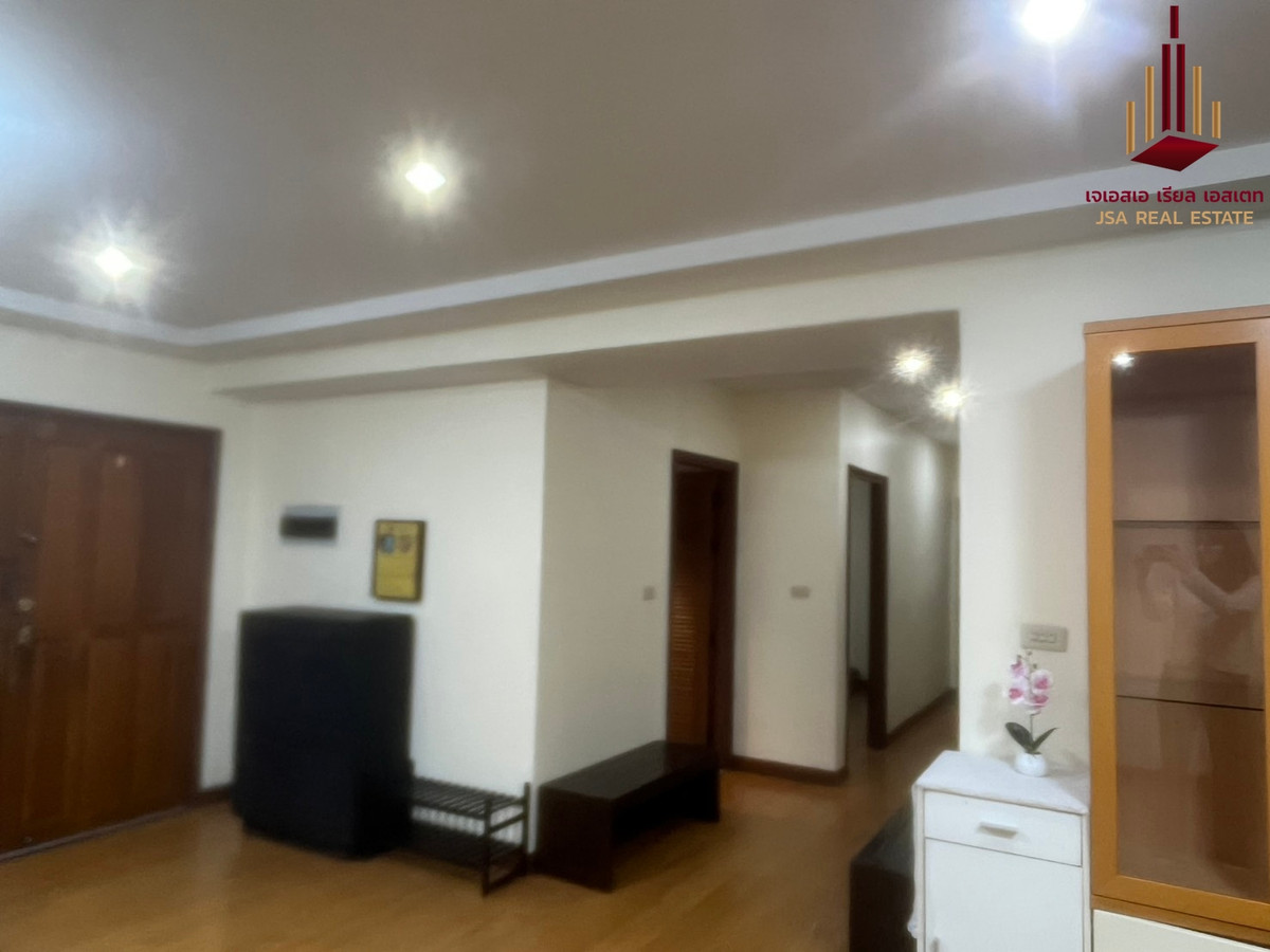 For RentCondoSukhumvit, Asoke, Thonglor : ✨ For Rent: Royal Castle Sukhumvit 39 Condo ✨ 💰 Only 37,000 THB/month